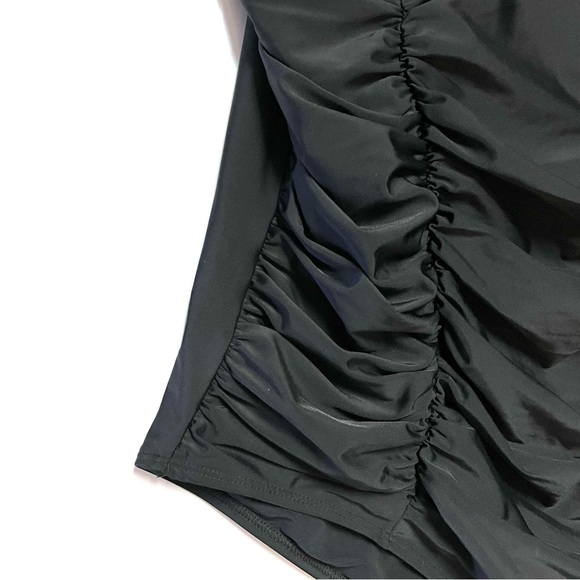 Torrid Swimsuit Tropical Off Shoulder Plus Size 3X Ruched Flounce Sexy Black - Picture 8 of 15